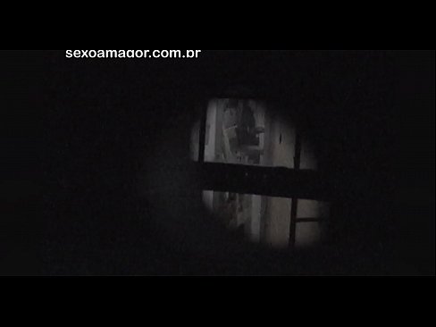 ❤️ Blondie blir i hemmelighet filmet av en nabolagsvoyeur gjemt bak hule murstein ❤❌ Jævla video på porno no.assistentai.ru ❌