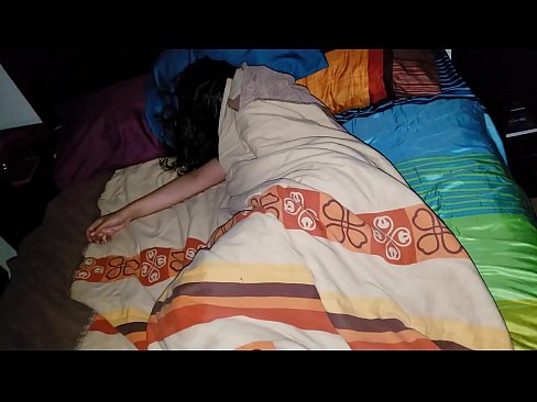 ❤️ Stesønn skjelter ut sin unge stemor mens hun sover. ❤❌ Jævla video på porno no.assistentai.ru ❌