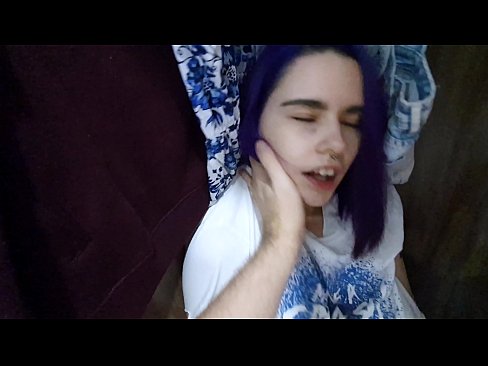 ❤️ Fant min søster i skapet og hjalp henne med å komme ❤❌ Jævla video på porno no.assistentai.ru ❌